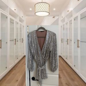 A dress/jacket that glitters!!